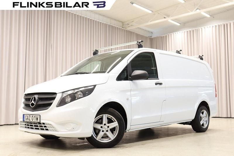 Vit Begagnad 2020 Mercedes Vito Minibuss | 319 900 kr (Dyr) - Bild 1/4