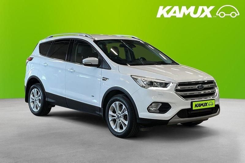 Vit Begagnad 2018 Ford Kuga Titanium SUV | 168 900 kr (Marknadspris) - Bild 1/4