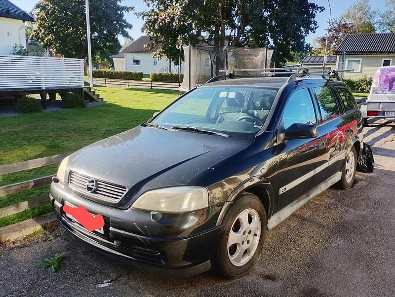 Svart Begagnad 2000 Opel Astra Kombi | 4 700 kr (Superpris) - Bild 1/4