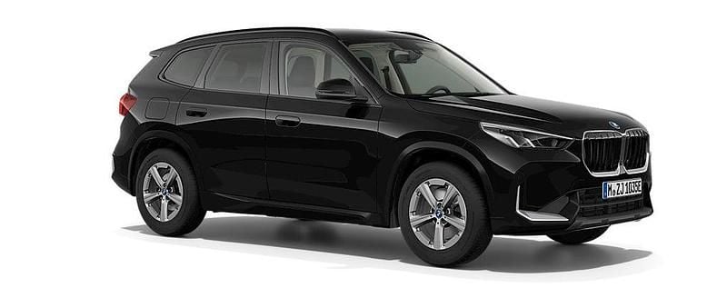 Svart Ny 2025 BMW X1 Shadowline SUV | 559 700 kr (Bra pris) - Bild 1/3