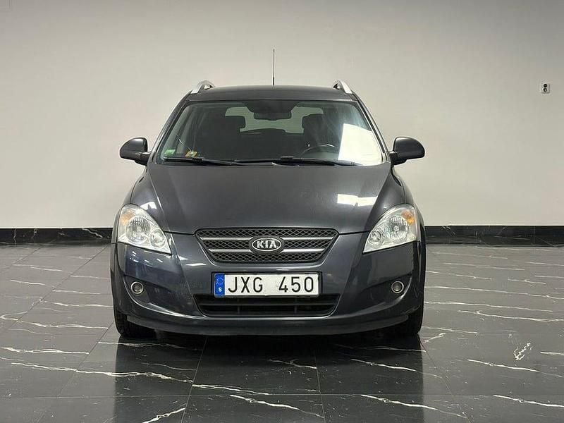 Begagnad Kia Ceed Sportswagon EX 116 HK (85 kW) 2009 Grå Kombi