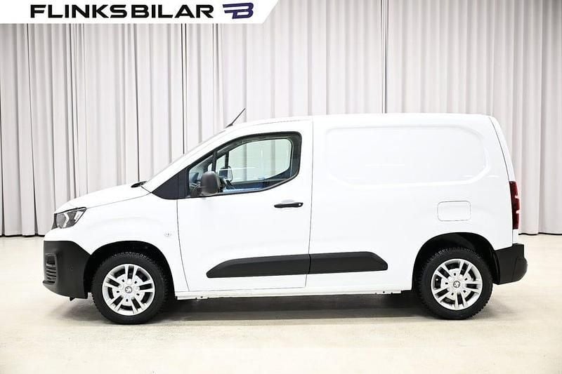 Vit Begagnad 2022 Peugeot Partner Minibuss | 218 750 kr (Marknadspris) - Bild 1/4