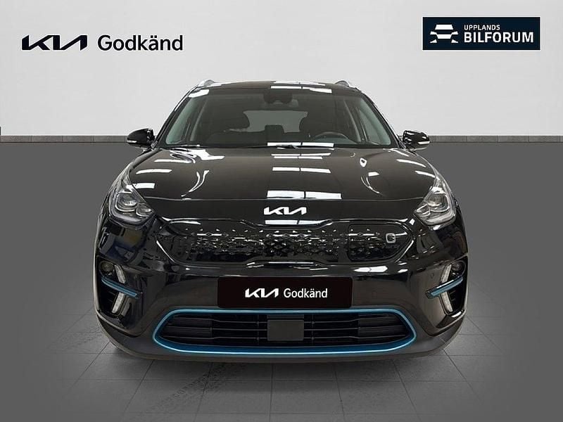 Begagnad Kia e-Niro Advance 150 kW (204 HK) 2022 Svart SUV