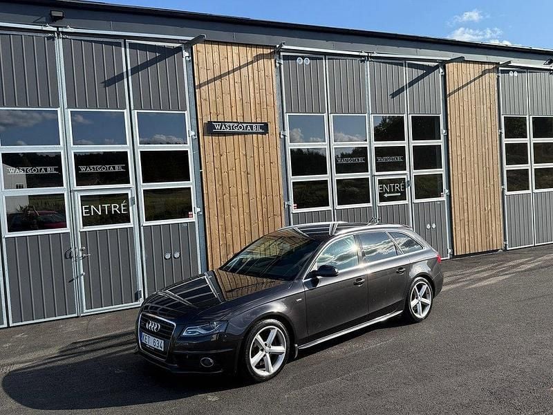 Mörkgrå (grå) Begagnad 2009 Audi A4 S-Line Kombi | 74 900 kr (Lite dyr) - Bild 1/4