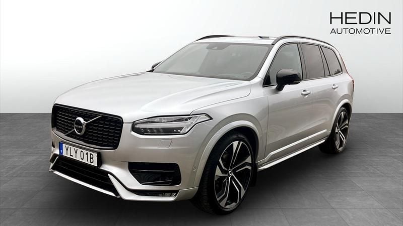Silver Begagnad 2021 Volvo XC90 R-Design SUV | 489 900 kr (Bra pris) - Bild 1/4