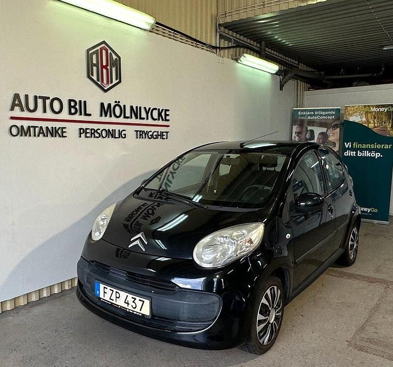 Svart Begagnad 2007 Citroën C1 Halvkombi | 22 900 kr (Marknadspris) - Bild 1/4