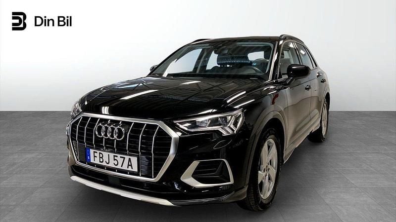 Mytsvart metallic Begagnad 2024 Audi Q3 Advanced Plus SUV | 369 000 kr (Marknadspris) - Bild 1/4
