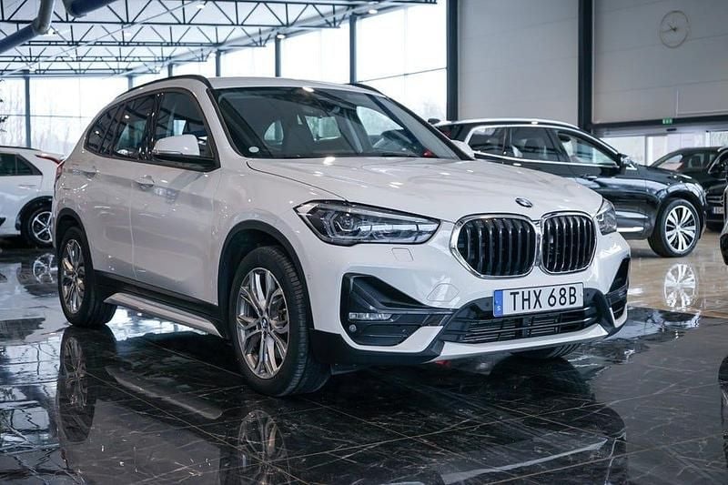 Begagnad BMW X1 Sport Line 220 HK (161 kW) 2021 Vit SUV