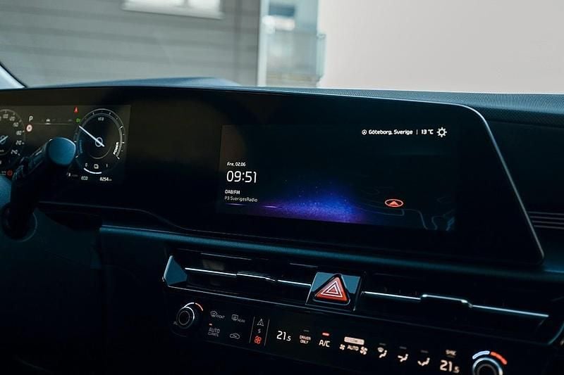 Begagnad Kia Niro 184 HK (135 kW) 2024 Vit SUV