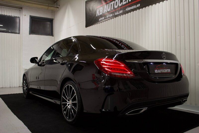 Begagnad Mercedes C220 AMG 2017 Sedan
