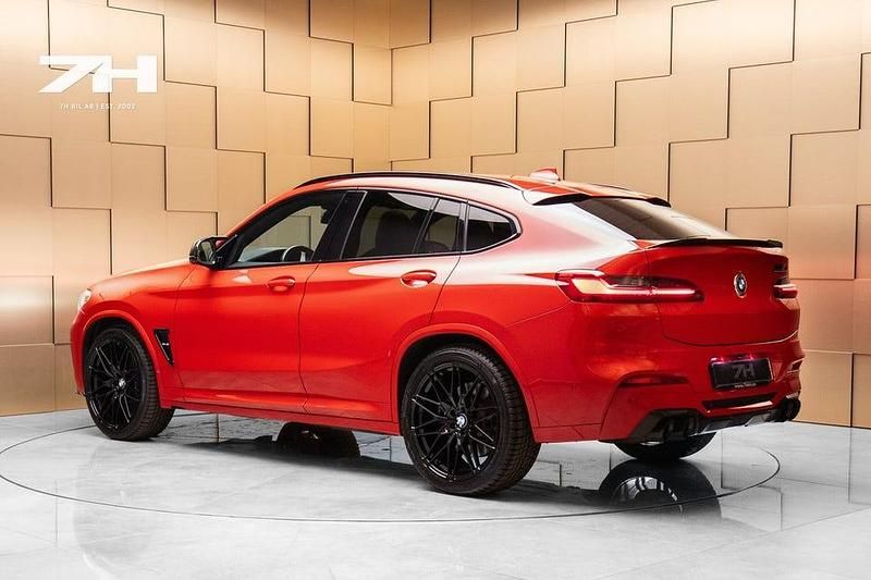 Begagnad BMW X4 M Competition Edition 510 HK (375 kW) 2021 Toronto red metallic SUV