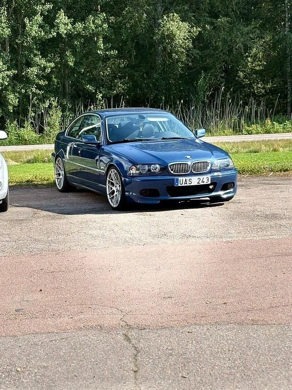 Begagnad BMW 325 192 HK (141 kW) 2003 Sportkupé