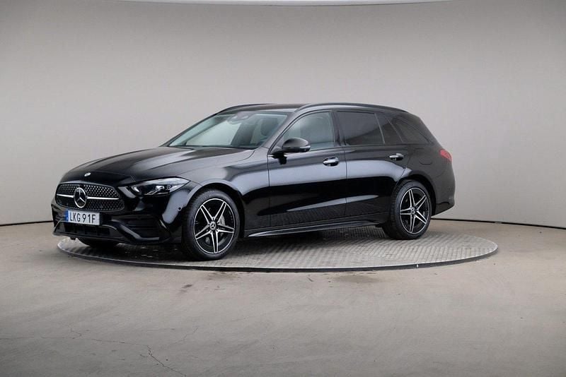 Svart Begagnad 2022 Mercedes 300 AMG Kombi | 409 000 kr - Bild 1/4
