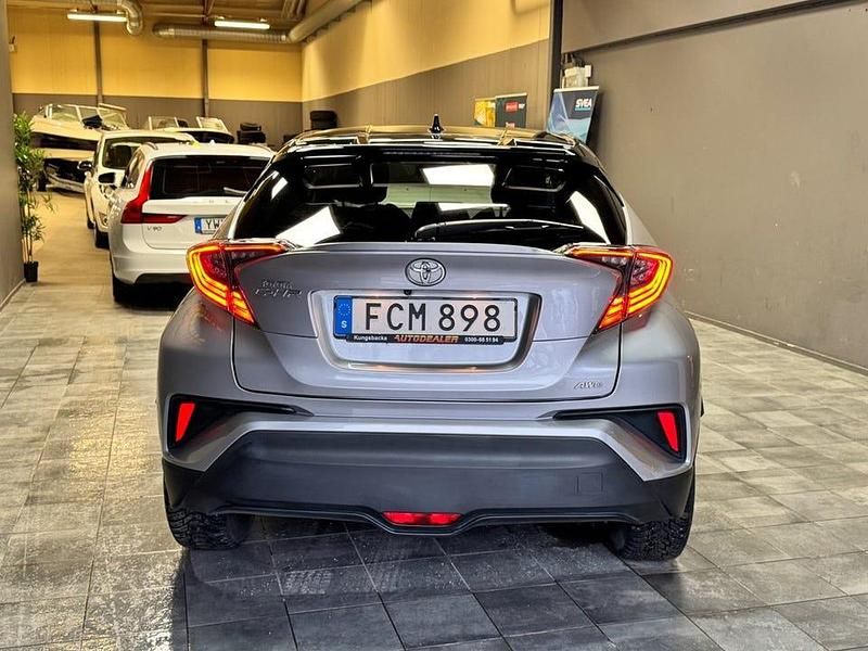 Begagnad Toyota C-HR Multidrive S 116 HK (85 kW) 2017 Mörkgrå SUV
