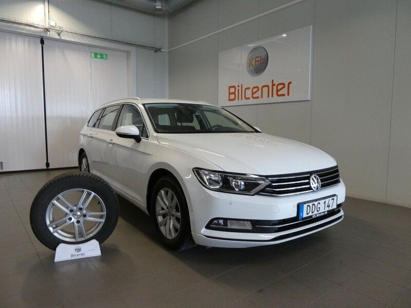 Vit Begagnad 2018 VW Passat Kombi | 179 900 kr (Marknadspris) - Bild 1/3