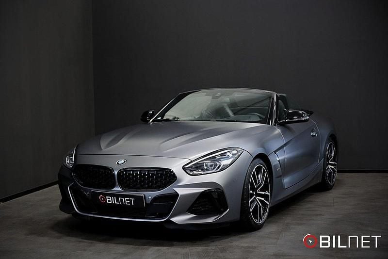 Grå Begagnad 2019 BMW Z4 M Sport Cab | 449 900 kr (Bra pris) - Bild 1/3