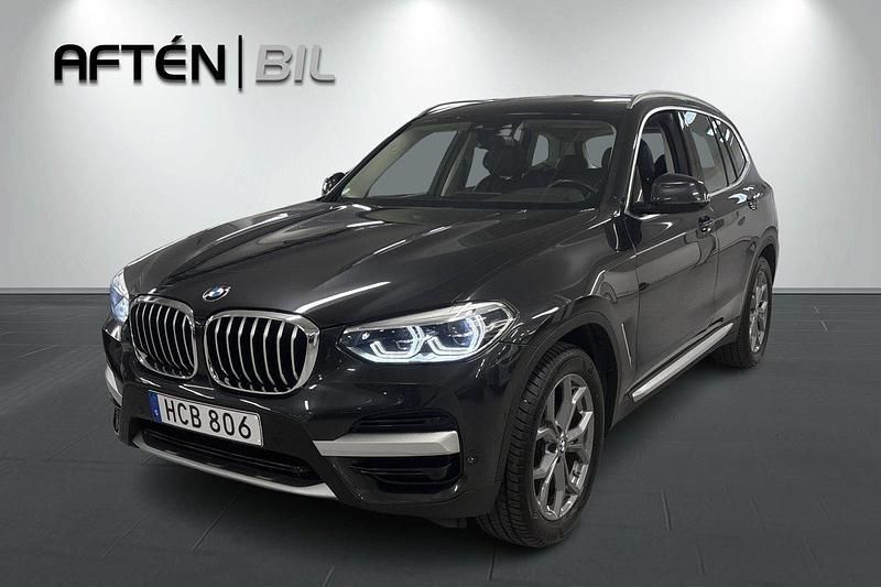 Grå Begagnad 2021 BMW X3 SUV | 419 800 kr (Superpris) - Bild 1/3