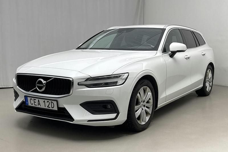 Vit Begagnad 2019 Volvo V60 Kombi | 215 000 kr (Bra pris) - Bild 1/4