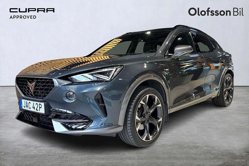 Grå Begagnad 2023 Cupra Formentor SUV | 259 000 kr (Marknadspris) - Bild 1/4