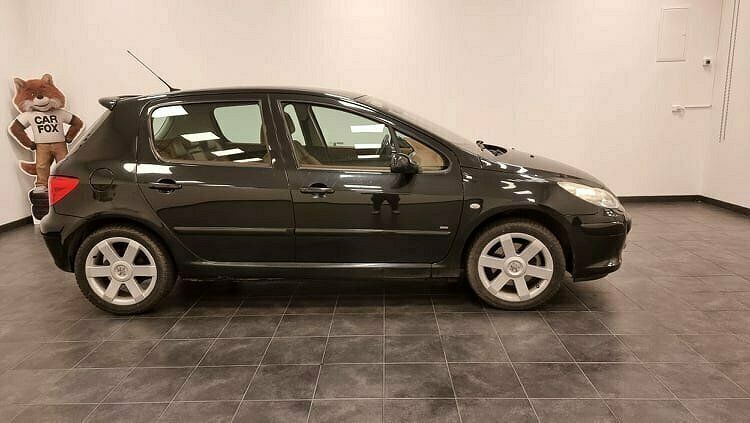 Begagnad Peugeot 307 177 HK (130 kW) 2006 Svart Halvkombi