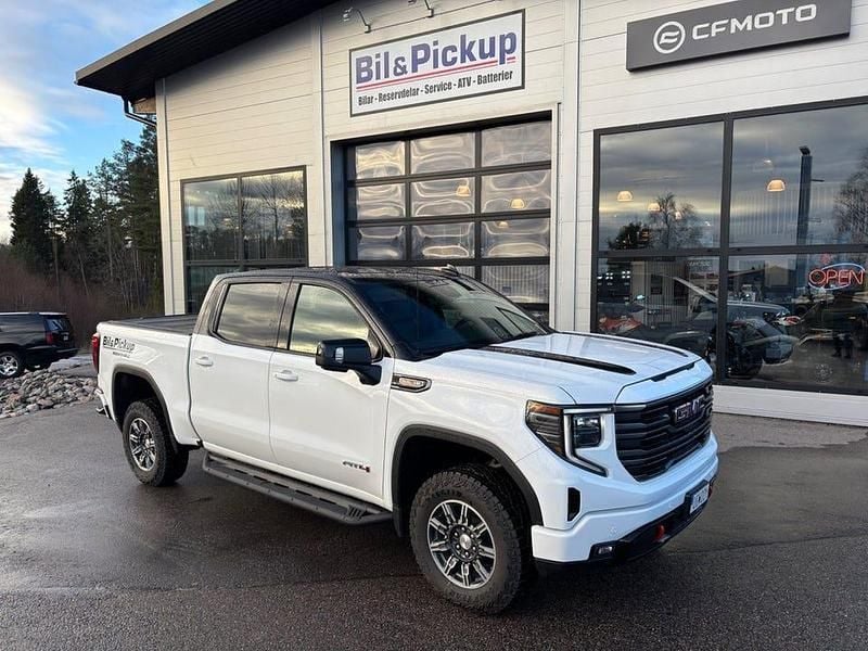 Vit Begagnad 2024 GMC Sierra Pickup | 1 148 750 kr - Bild 1/4