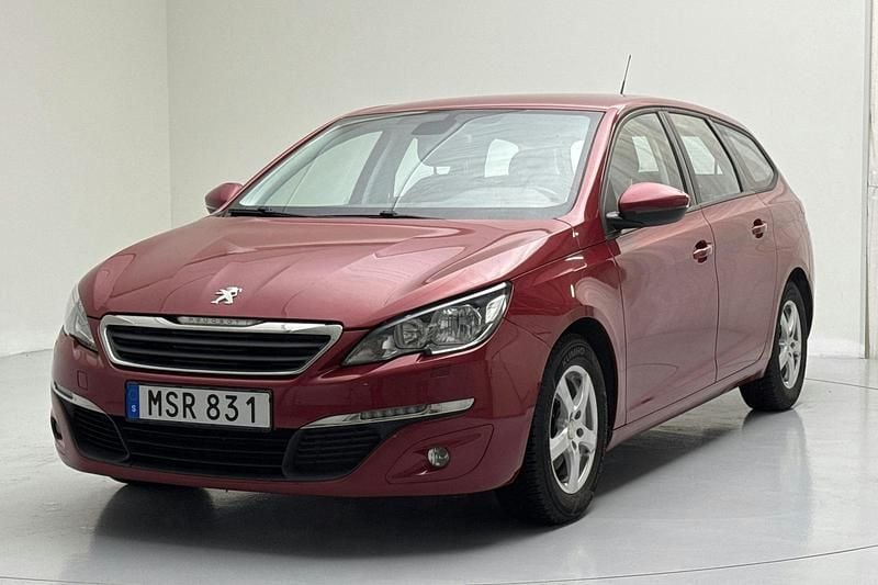 Mörkröd Begagnad 2015 Peugeot 308 Active Kombi | 70 000 kr (Marknadspris) - Bild 1/4