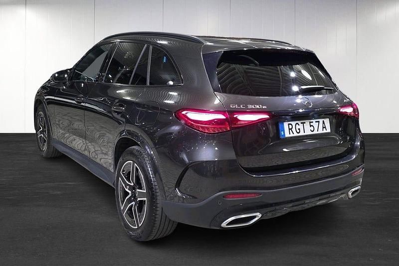 Begagnad Mercedes E300 204 HK (150 kW) 2023 Grå