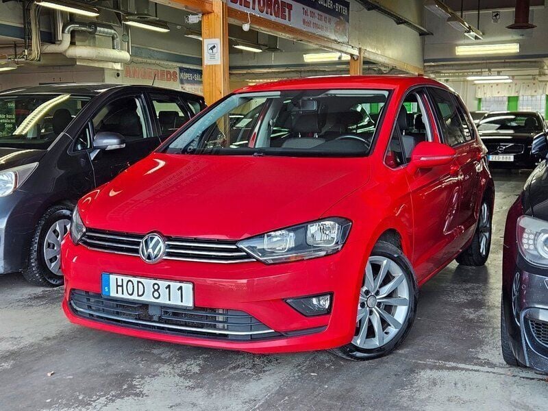 Röd Begagnad 2014 VW Golf VII Halvkombi | 149 999 kr (Marknadspris) - Bild 1/4