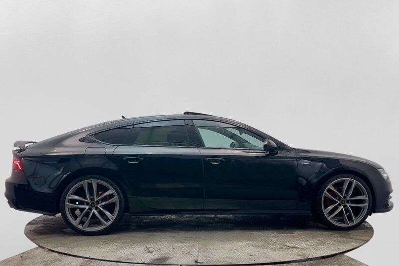 Begagnad Audi A7 S-Line 334 HK (245 kW) 2016 Svart Halvkombi