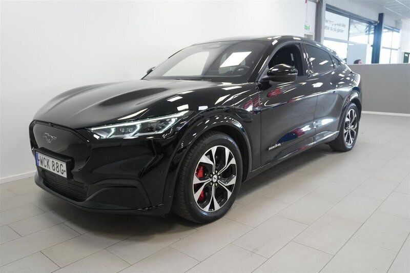 Okänd Begagnad 2021 Ford Mustang Mach-E SUV | 399 800 kr (Marknadspris) - Bild 1/4