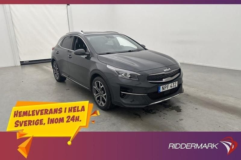 Grå Begagnad 2022 Kia XCeed Advance SUV | 254 900 kr (Marknadspris) - Bild 1/4