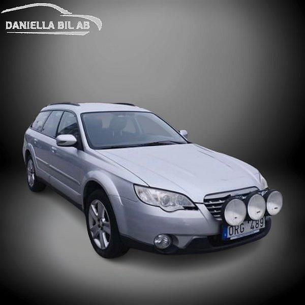 Silver Begagnad 2007 Subaru Outback SUV | 39 999 kr (Marknadspris) - Bild 1/4