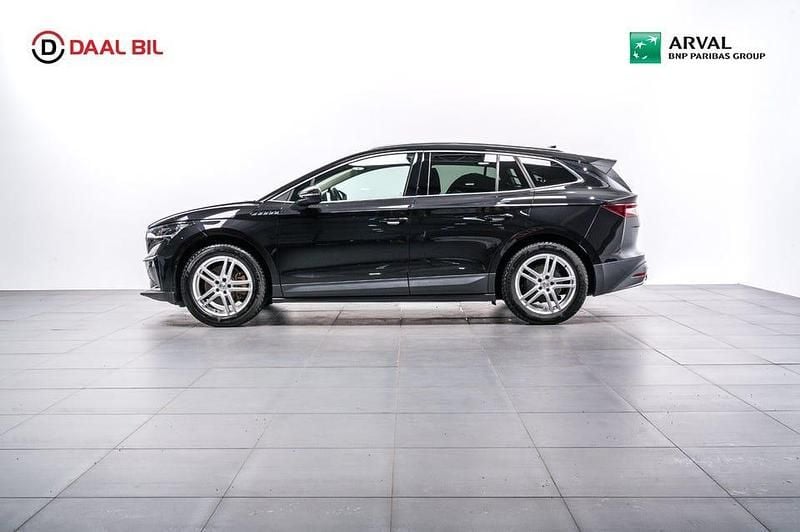 Begagnad Skoda Enyaq iV 150 kW (204 HK) 2022 Svart SUV