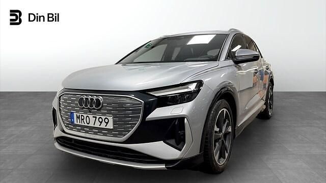 Silver Begagnad 2022 Audi Q4 e-tron S-Line SUV | 389 000 kr (Marknadspris) - Bild 1/4