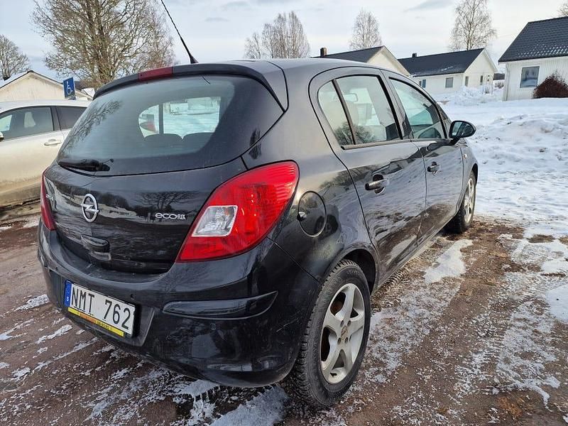 Begagnad Opel Corsa 85 HK (62 kW) 2012 Halvkombi