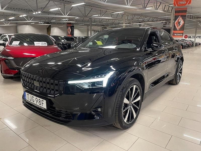 Svart Begagnad 2022 Polestar 2 Pilot Halvkombi | 329 000 kr (Marknadspris) - Bild 1/4