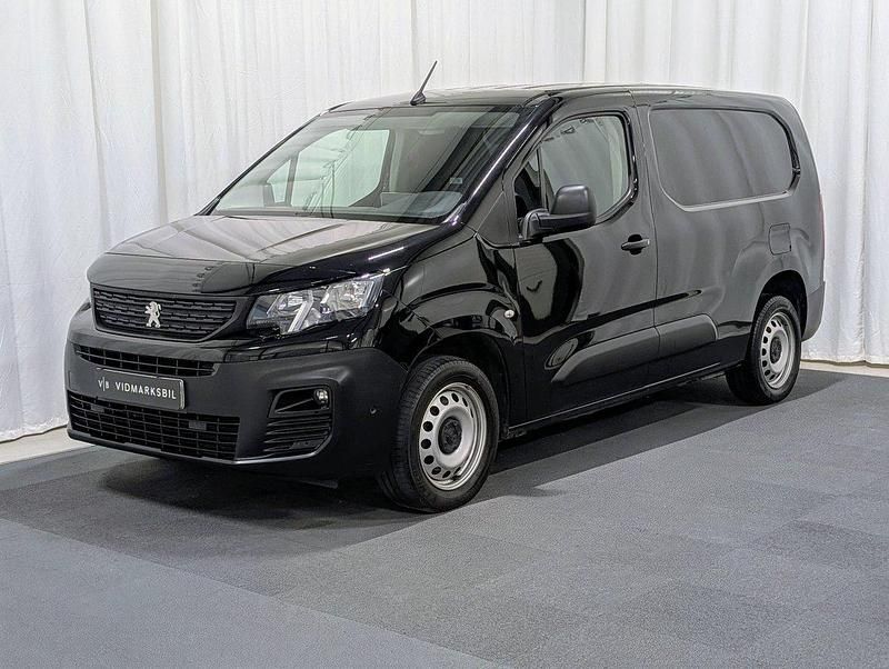 Svart Begagnad 2021 Peugeot Partner Van | 189 900 kr (Lite dyr) - Bild 1/4