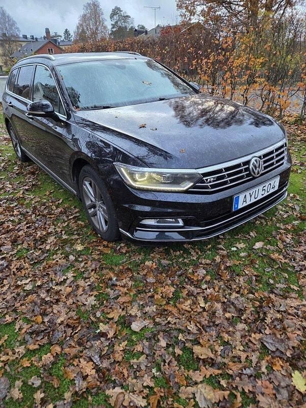Svart Begagnad 2018 VW Passat GT Kombi | 135 000 kr (Superpris) - Bild 1/4