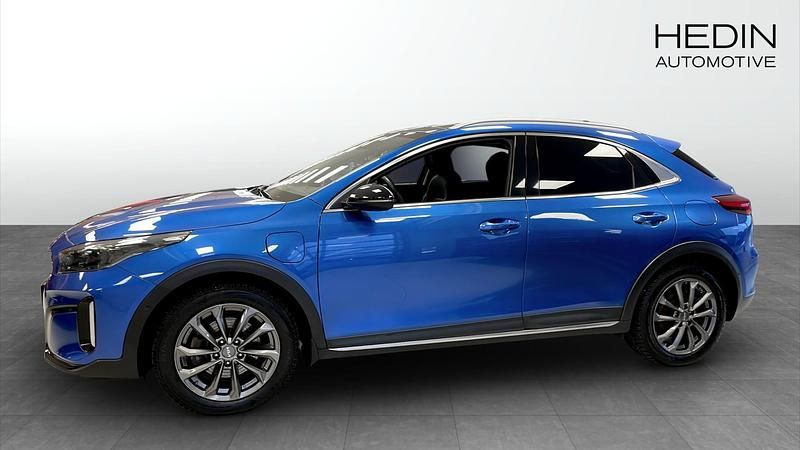 Begagnad Kia XCeed Advance 141 HK (103 kW) 2023 Blå SUV
