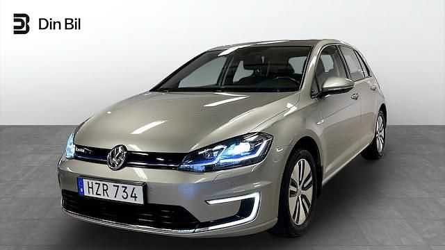 Begagnad 2018 VW e-Golf Halvkombi | 179 900 kr (Marknadspris) - Bild 1/4