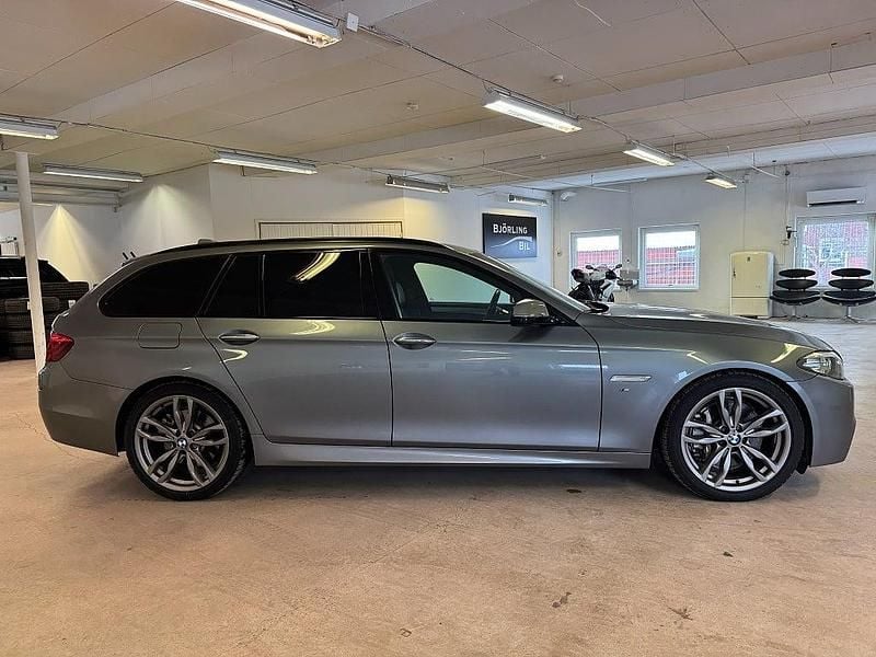 Begagnad BMW M550 M Sport 381 HK (280 kW) 2013 Grå Sedan