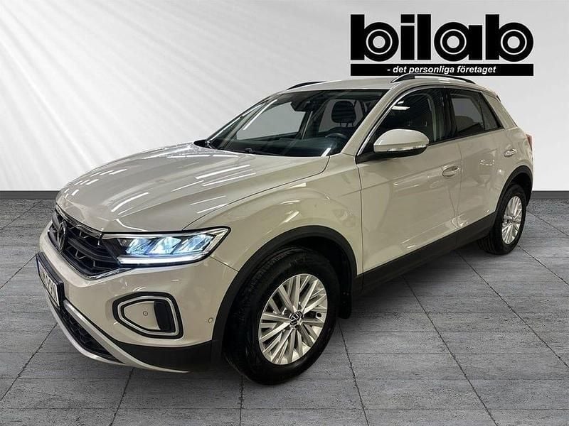 Grå Begagnad 2022 VW T-Roc SUV | 224 900 kr (Marknadspris) - Bild 1/4