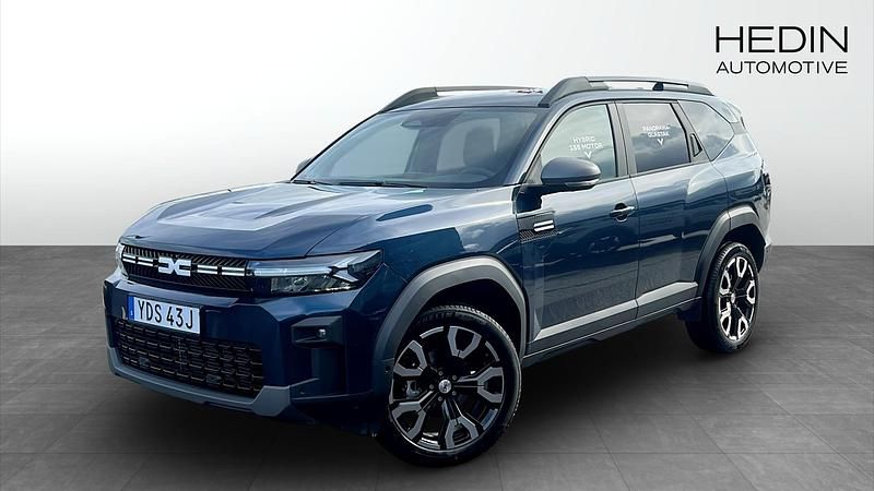 Blå (blue) Ny 2025 Dacia Bigster Journey SUV | 364 900 kr (Marknadspris) - Bild 1/4
