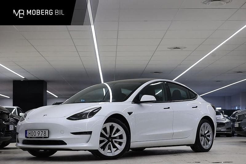 Vit Begagnad 2022 Tesla Model 3 Long Range AWD Sedan | 359 900 kr (Lite dyr) - Bild 1/3