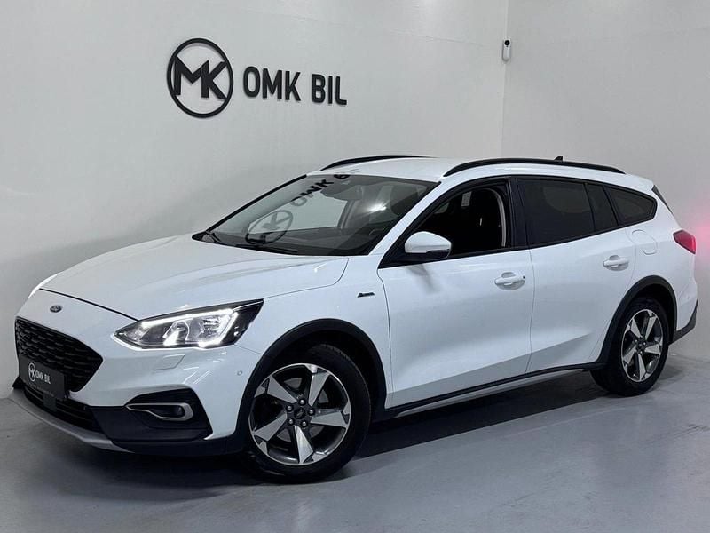 Vit Begagnad 2019 Ford Focus Active Kombi | 109 900 kr (Bra pris) - Bild 1/4