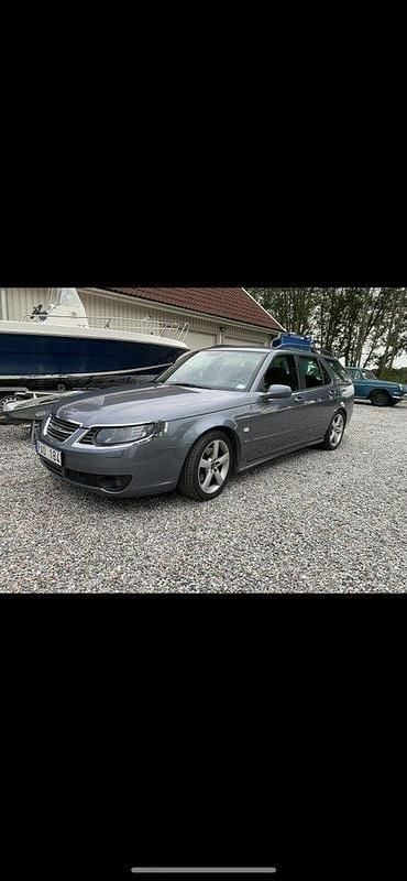Grå Begagnad 2007 Saab 9-5 Aero Kombi | 19 000 kr (Superpris) - Bild 1/4