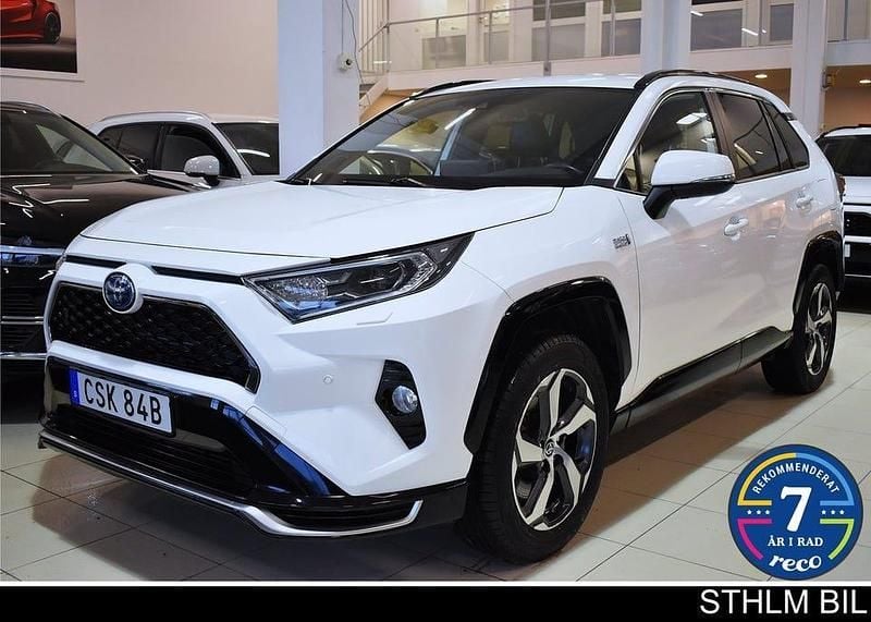 Begagnad Toyota RAV4 Edition 306 HK (225 kW) 2021 Vit SUV