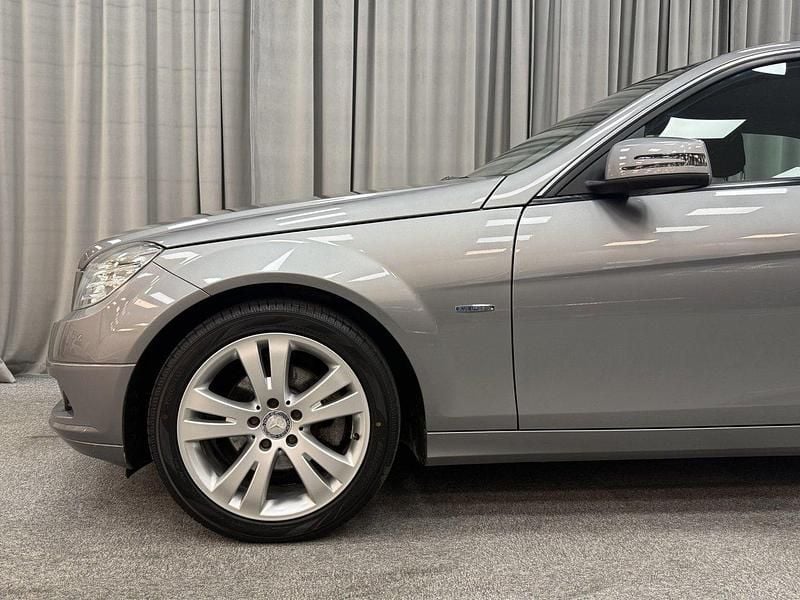 Begagnad Mercedes C180 Avantgarde 156 HK (114 kW) 2010 Grå Sedan