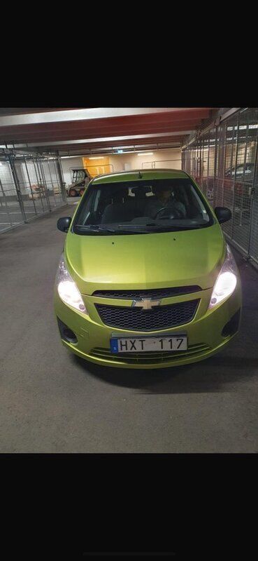Grön Begagnad 2012 Chevrolet Spark Halvkombi | 32 000 kr (Marknadspris) - Bild 1/4