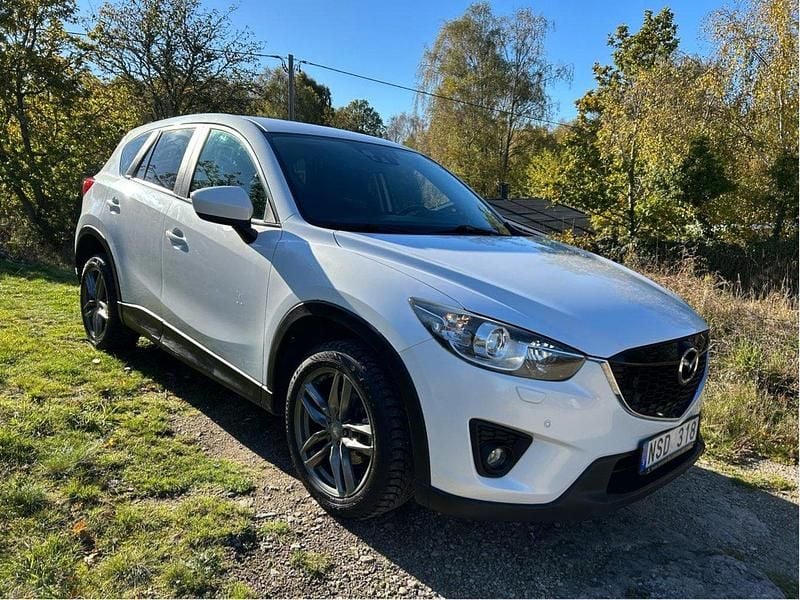 Vit Begagnad 2012 Mazda CX-5 SUV | 85 000 kr (Marknadspris) - Bild 1/4